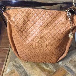 MARINO ORLANDI COGNAC ITALIAN LEATHER BUCKET SLING BAG NWT